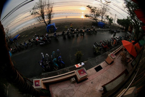 Lanai Beach Bar Кута, Индонезия