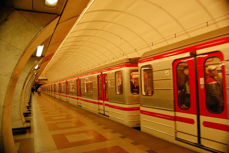 Красота из подземелья это ваше пражское метро! Прага, Чехия