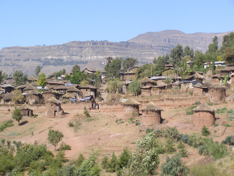 Поездка в горную церковь Лалибела, Эфиопия
