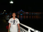 Мост в гор. Дананг. А вообще вечерняя набережная одно из лучших мест для неспешной прогулки в Дананге