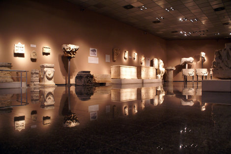 Зал музея Анталия, Турция