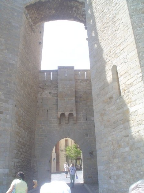 Вход в крепость Пеньискола, Испания