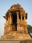 Кхаджурахо.
Храм Чатурбхудж
(Chaturbhuja Temple)