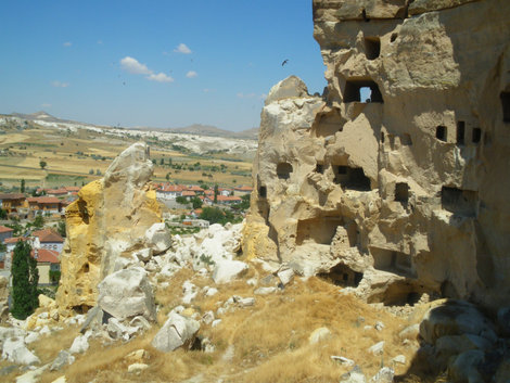 Скальный город Чавушин, Турция