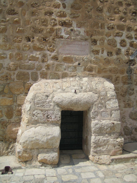 вход в монастырь Иерусалим, Израиль