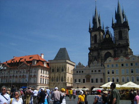 Староместская площадь с моим любимым храмом девы Марии под Тыном. Прага, Чехия