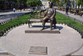 Памятник Леониду Утесову на Дерибасовской