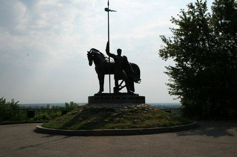 Памятник Первопоселенцу города. Пенза, Россия