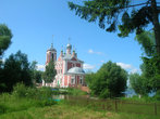 Сорокосвятская церковь и устье Трубежа. Вид с Правой Набережной.