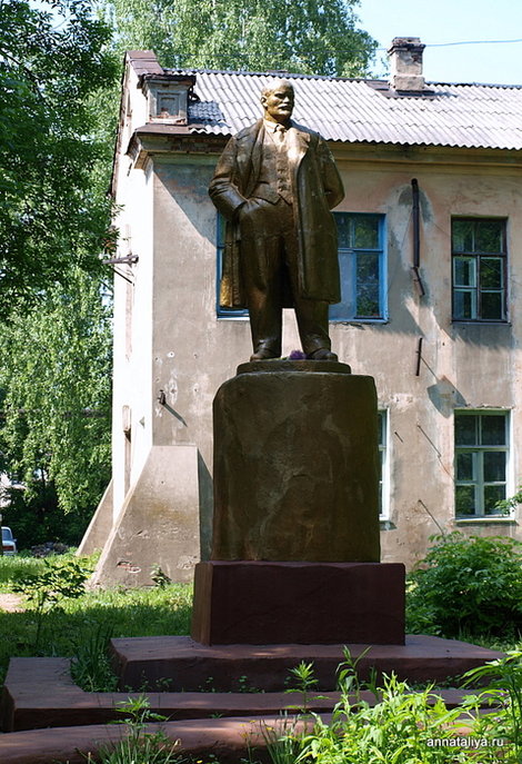 Котельнич. Памятник Ленину Котельнич, Россия