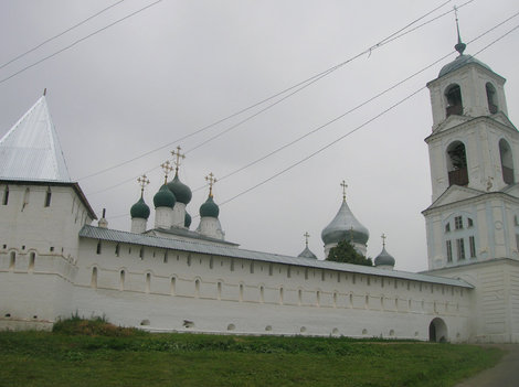 Монастырская стена Переславль-Залесский, Россия