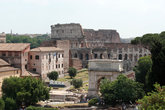 Римский форум и вид с холма на Колизей