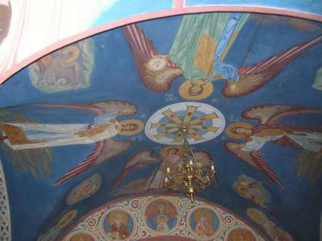 Потолок арки, ведущей к Успенскому собору и пещерам Славянск, Украина