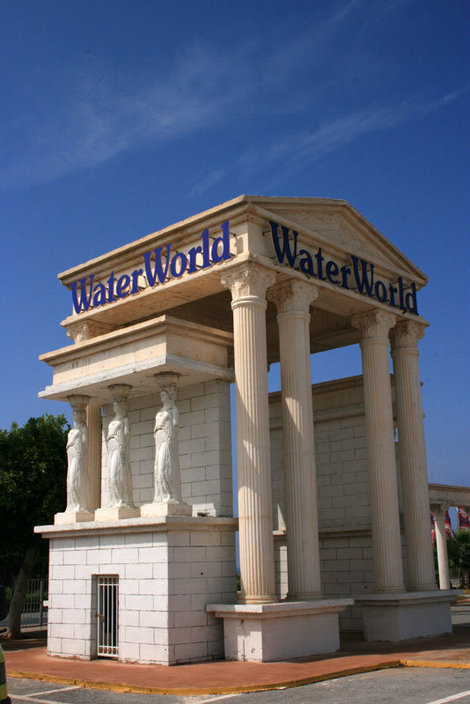 аквапарк WaterWorld Айя-Напа, Кипр