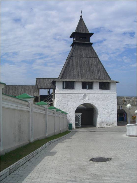 Одна из башен кремля