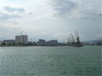Вид на здание Морского торгового порта с крейсера Михаил Кутузов