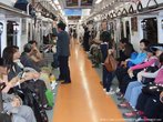 Сеульское метро. Внутри вагона поезда