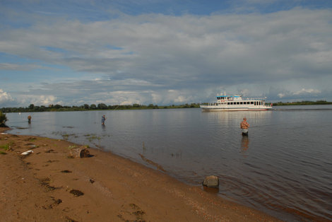 Ильмень озеро и река Волхов Новгородская область, Россия
