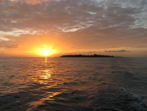 Закат над Камаду Камаду, Мальдивские острова