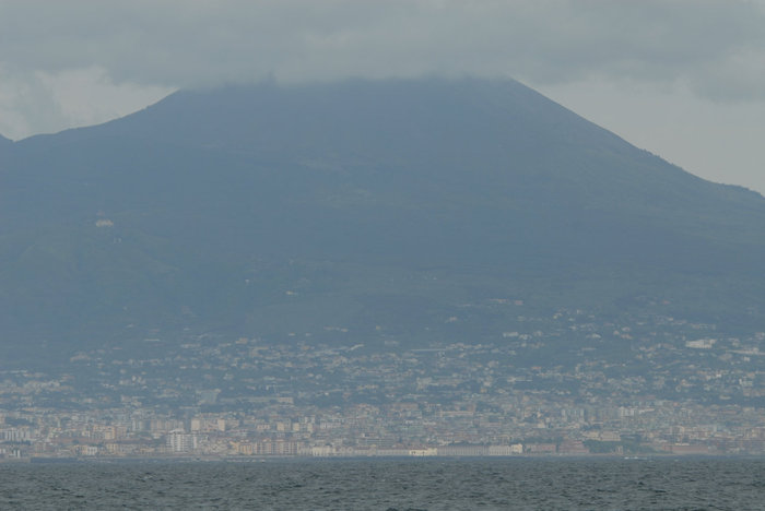 Неаполь со стороны Неаполь, Италия