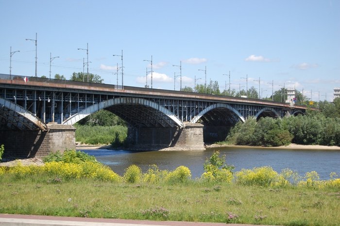 Мостов в Варшаве не меньше, чем в Праге. Варшава, Польша