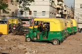 рикши в Дели