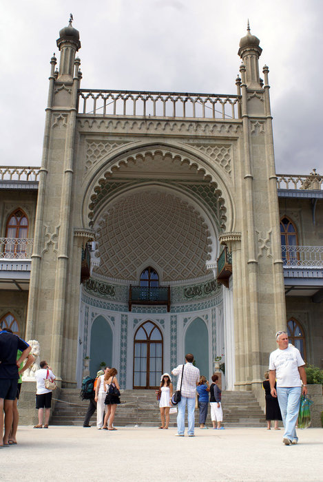 Парадный фасад Воронцовского дворца Республика Крым, Россия
