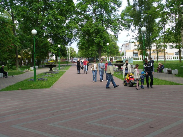 На дорожках парка Брест, Беларусь