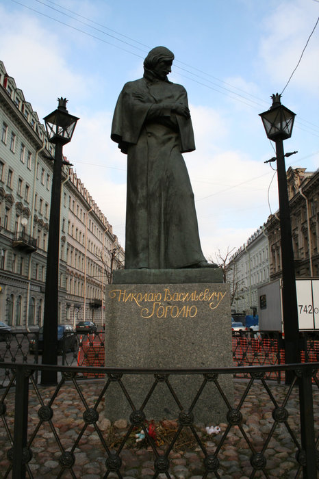 Памятник Гоголю Санкт-Петербург, Россия