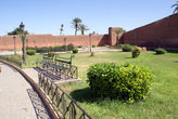 Парк за стеной медины в Марракеше