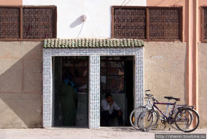 Марокканские офисы? Бульман, Марокко