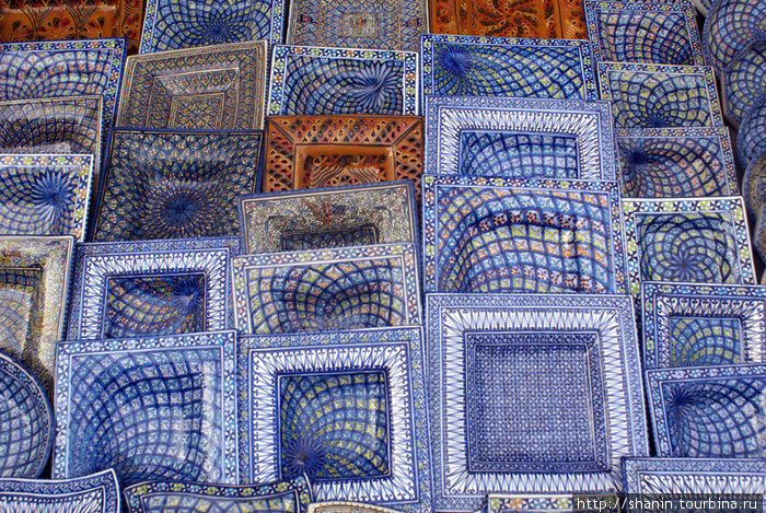 Сувенирная керамика Сиди-Бу-Зид, Тунис