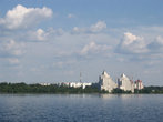 Воронежское водохранилище и новостройки на левом берегу