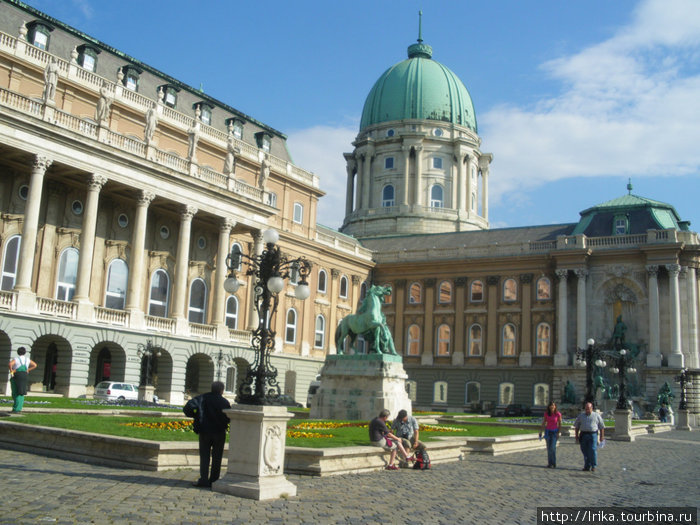 Королевский дворец Будапешт, Венгрия