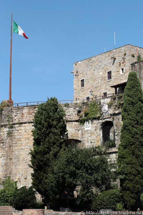 крепость Сан-Джусто Триест, Италия
