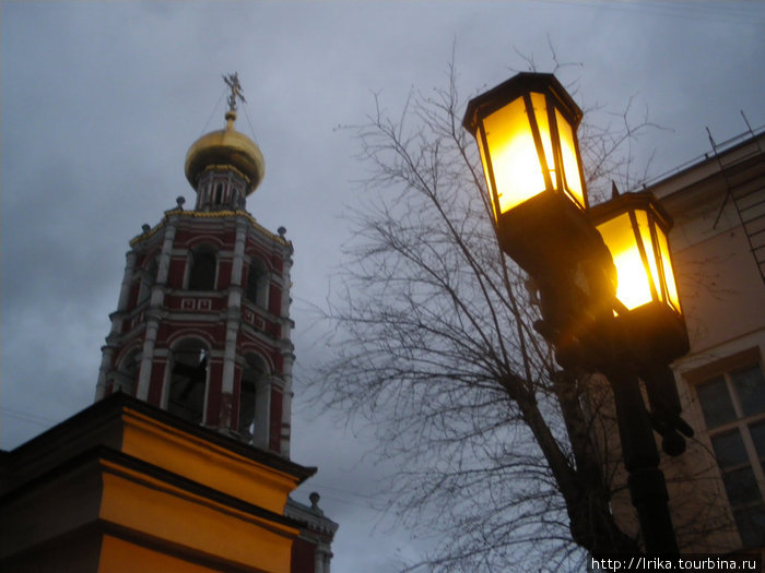 Выставка скульптуры в Музее современного искусства Москва, Россия