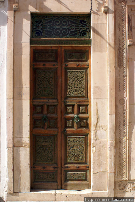 Деревянная дверь Сфакс, Тунис