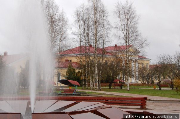 Санаторий Старая Русса , Муравьевский фонтан с целебной водой Старая Русса, Россия