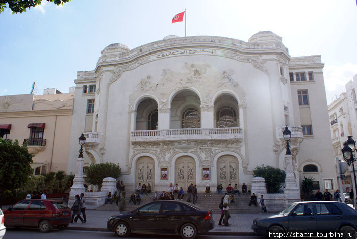 Театр в Тунисе Тунис, Тунис