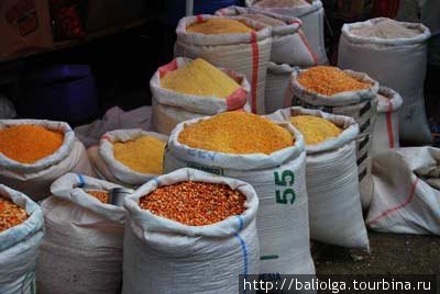 рынок Томохон (кукуруза) Сулавеси, Индонезия