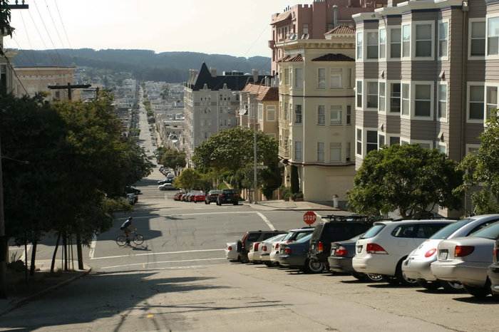 А улицы воспеты во всех фильмах с погонями Сан-Франциско, CША
