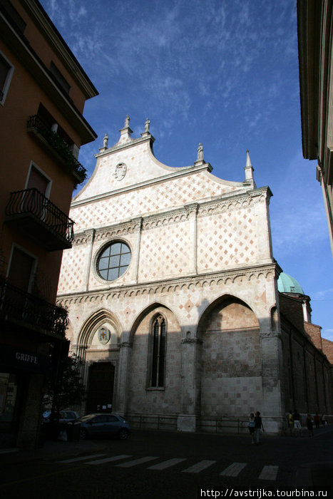 базилика Виченца, Италия
