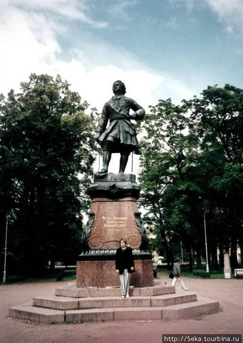 Памятник Петру I. Фото отсканировано Кронштадт, Россия