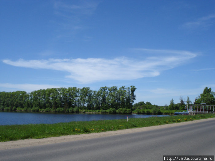 В маленьком городе, где очень много храмов Углич, Россия