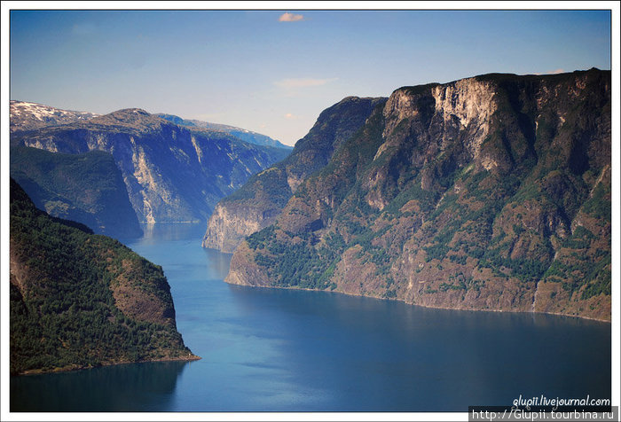 Величественные воды фьорда. Норвегия