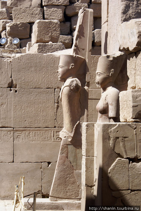 Два фараона Луксор, Египет