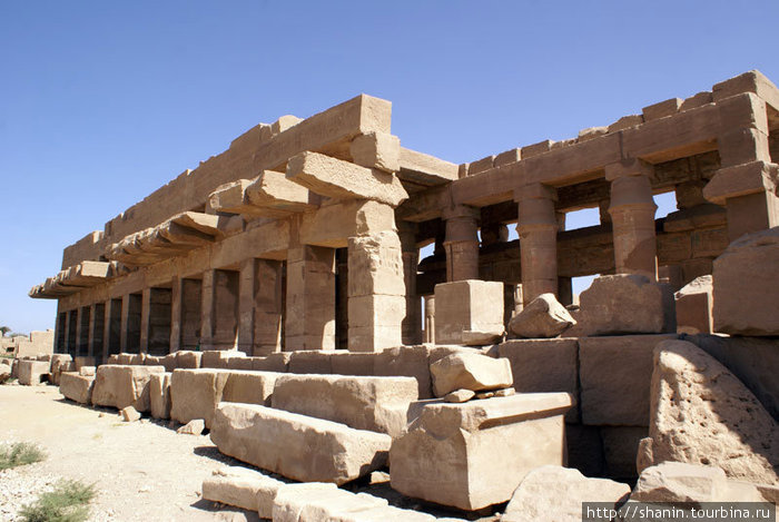 Храм на территории Каркакского комплекса Луксор, Египет