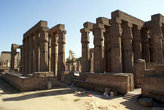 Колонны Луксорского храма