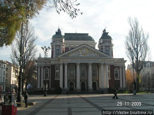 Театр София, Болгария