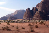 Красная пустыня и горы